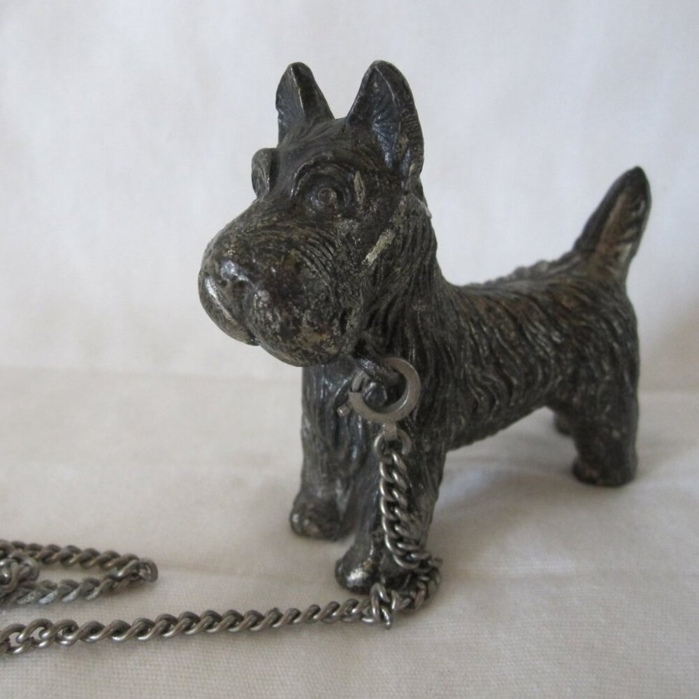 old Cast Metal Scottish Terrier dog statue - 2"x3" w/ Original Chain
